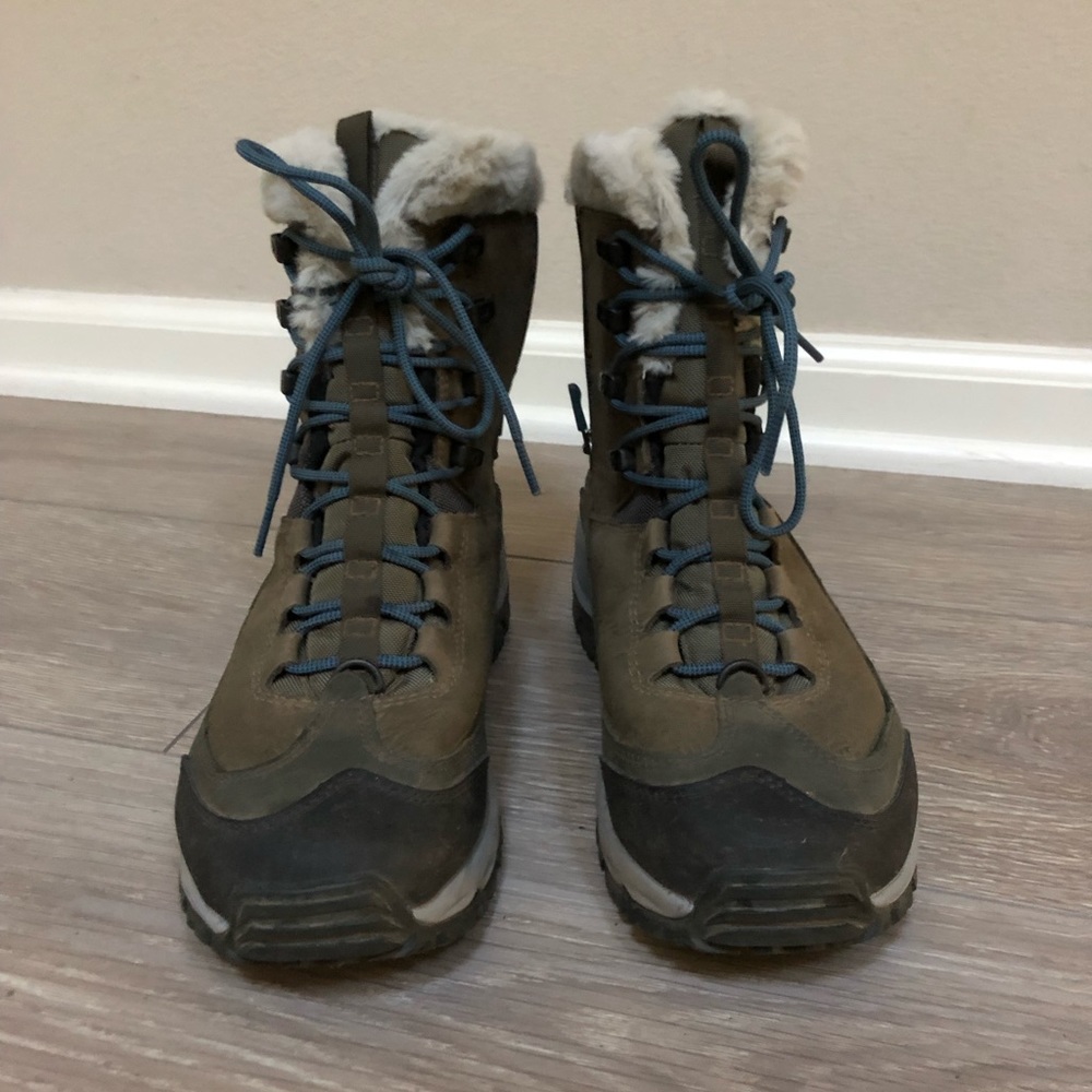 Merrell waterproof Thermo Rhea mid boots